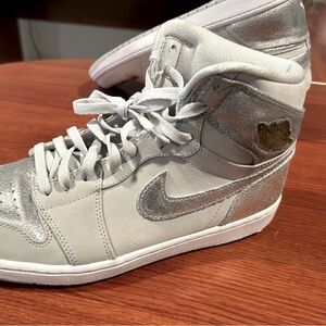 25th Anniversary Nike Air Jordan 1 in Silver and White